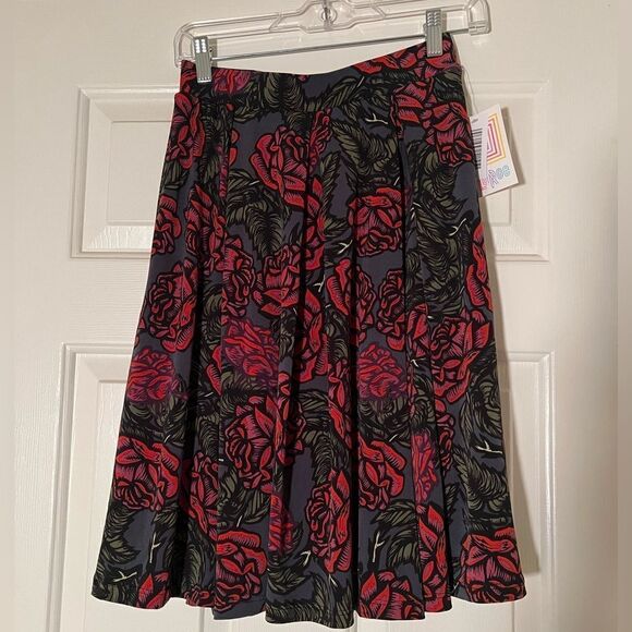 NWT Lularoe Madison Skirt - Roses - Picture 1 of 5